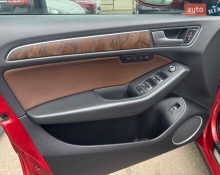 Красный Ауди Ку 5, объемом двигателя 2 л и пробегом 184 тыс. км за 17300 $, фото 11 на Automoto.ua