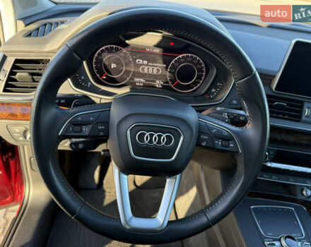 Червоний Ауді Ку 5, об'ємом двигуна 2 л та пробігом 120 тис. км за 23850 $, фото 25 на Automoto.ua