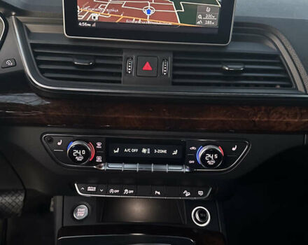 Красный Ауди Ку 5, объемом двигателя 1.98 л и пробегом 154 тыс. км за 23700 $, фото 48 на Automoto.ua