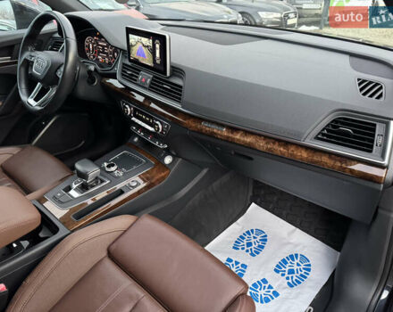 Красный Ауди Ку 5, объемом двигателя 2 л и пробегом 233 тыс. км за 20999 $, фото 31 на Automoto.ua