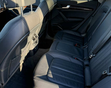 Червоний Ауді Ку 5, об'ємом двигуна 2 л та пробігом 120 тис. км за 23850 $, фото 19 на Automoto.ua