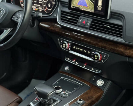 Красный Ауди Ку 5, объемом двигателя 2 л и пробегом 233 тыс. км за 20999 $, фото 38 на Automoto.ua