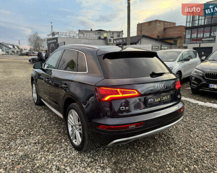 Красный Ауди Ку 5, объемом двигателя 2 л и пробегом 233 тыс. км за 20999 $, фото 10 на Automoto.ua