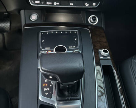 Красный Ауди Ку 5, объемом двигателя 1.98 л и пробегом 154 тыс. км за 23700 $, фото 56 на Automoto.ua