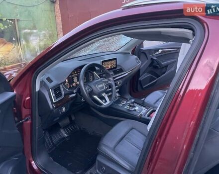 Красный Ауди Ку 5, объемом двигателя 1.98 л и пробегом 93 тыс. км за 13000 $, фото 7 на Automoto.ua