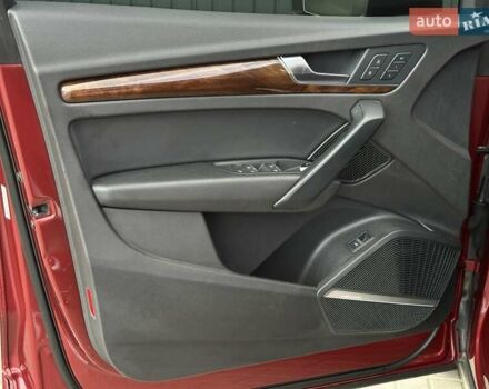 Красный Ауди Ку 5, объемом двигателя 1.98 л и пробегом 185 тыс. км за 25500 $, фото 24 на Automoto.ua