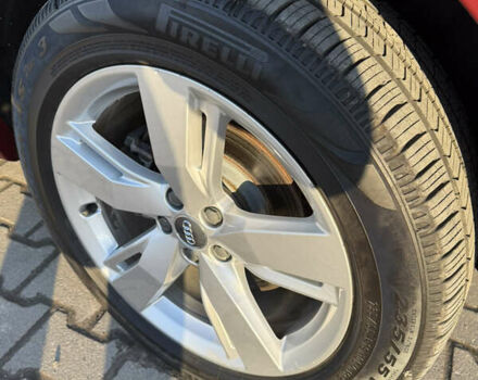 Червоний Ауді Ку 5, об'ємом двигуна 2 л та пробігом 120 тис. км за 23850 $, фото 17 на Automoto.ua