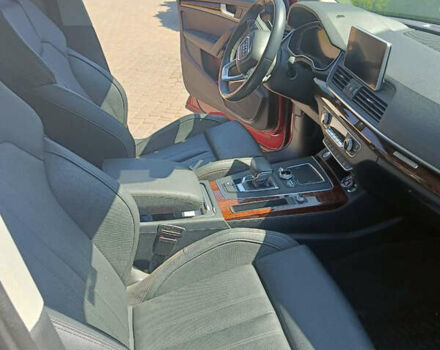 Красный Ауди Ку 5, объемом двигателя 1.98 л и пробегом 30 тыс. км за 31000 $, фото 3 на Automoto.ua