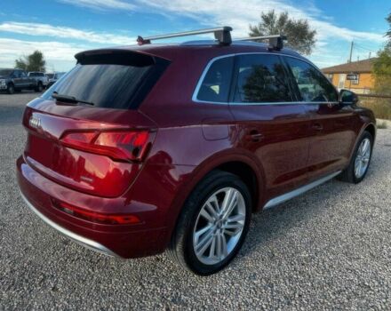 Красный Ауди Ку 5, объемом двигателя 2 л и пробегом 47 тыс. км за 16100 $, фото 6 на Automoto.ua