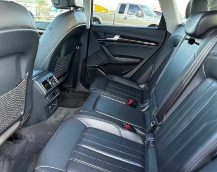 Красный Ауди Ку 5, объемом двигателя 2 л и пробегом 47 тыс. км за 16100 $, фото 9 на Automoto.ua