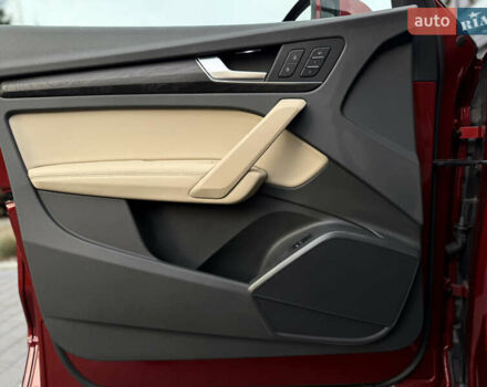 Червоний Ауді Ку 5, об'ємом двигуна 1.98 л та пробігом 51 тис. км за 28900 $, фото 23 на Automoto.ua