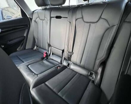 Красный Ауди Ку 5, объемом двигателя 2 л и пробегом 199 тыс. км за 23900 $, фото 17 на Automoto.ua