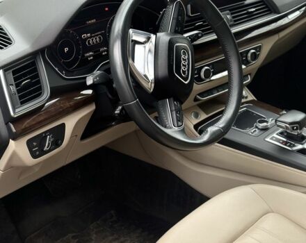 Червоний Ауді Ку 5, об'ємом двигуна 2 л та пробігом 116 тис. км за 26500 $, фото 6 на Automoto.ua