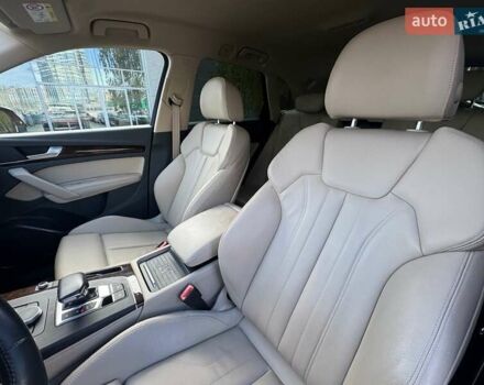 Ауди Ку 5 2019 в Киеве на Automoto.ua Красный Ауди Ку 5, объемом двигателя 2 л и пробегом 92 тыс. км за 39900 $, фото 27 на Automoto.ua