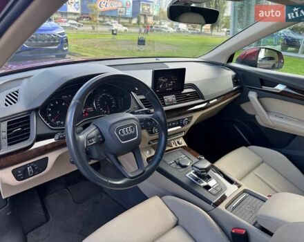 Ауди Ку 5 2019 в Киеве на Automoto.ua Красный Ауди Ку 5, объемом двигателя 2 л и пробегом 92 тыс. км за 39900 $, фото 30 на Automoto.ua