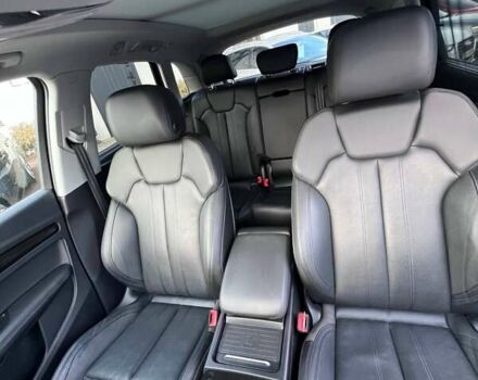 Красный Ауди Ку 5, объемом двигателя 2 л и пробегом 199 тыс. км за 23900 $, фото 5 на Automoto.ua