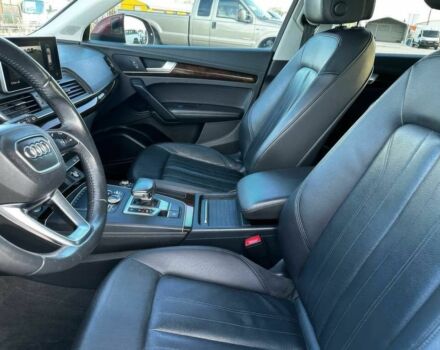 Красный Ауди Ку 5, объемом двигателя 2 л и пробегом 42 тыс. км за 16000 $, фото 7 на Automoto.ua