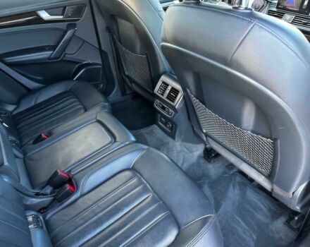 Красный Ауди Ку 5, объемом двигателя 2 л и пробегом 42 тыс. км за 16000 $, фото 13 на Automoto.ua