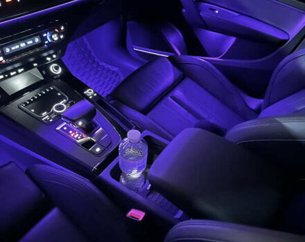 Красный Ауди Ку 5, объемом двигателя 0 л и пробегом 109 тыс. км за 31999 $, фото 95 на Automoto.ua