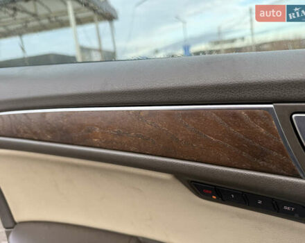 Ауді Ку 5, об'ємом двигуна 2 л та пробігом 216 тис. км за 10900 $, фото 17 на Automoto.ua