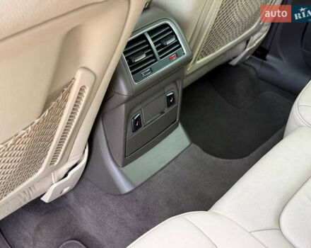 Ауди Ку 5, объемом двигателя 2 л и пробегом 275 тыс. км за 16000 $, фото 17 на Automoto.ua