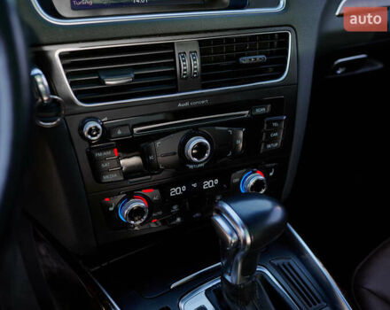 Ауди Ку 5, объемом двигателя 2 л и пробегом 240 тыс. км за 12300 $, фото 15 на Automoto.ua