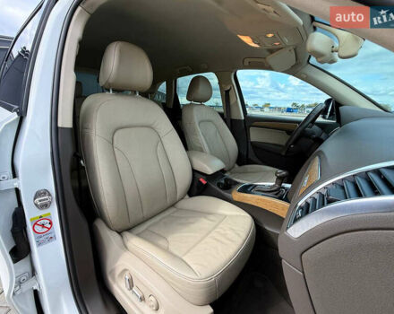 Ауди Ку 5, объемом двигателя 2 л и пробегом 275 тыс. км за 16000 $, фото 23 на Automoto.ua