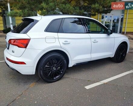 Ауди Ку 5, объемом двигателя 1.98 л и пробегом 115 тыс. км за 35300 $, фото 5 на Automoto.ua