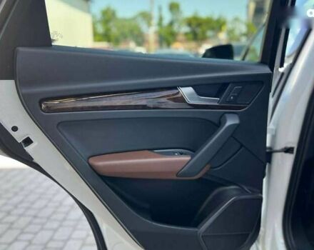 Ауди Ку 5, объемом двигателя 2 л и пробегом 273 тыс. км за 19500 $, фото 22 на Automoto.ua