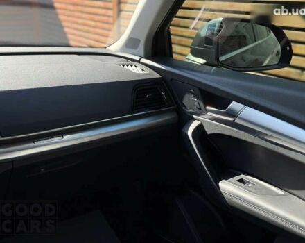 Ауди Ку 5, объемом двигателя 0 л и пробегом 29 тыс. км за 53000 $, фото 24 на Automoto.ua