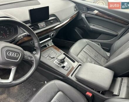 Ауді Ку 5, об'ємом двигуна 2 л та пробігом 100 тис. км за 15000 $, фото 7 на Automoto.ua