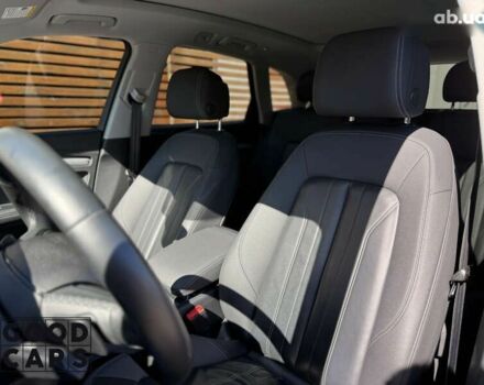 Ауди Ку 5, объемом двигателя 0 л и пробегом 29 тыс. км за 53000 $, фото 19 на Automoto.ua