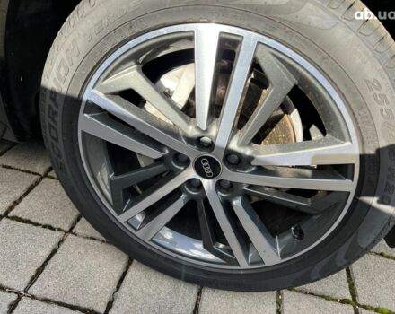 Ауди Ку 5, объемом двигателя 2 л и пробегом 18 тыс. км за 53145 $, фото 20 на Automoto.ua