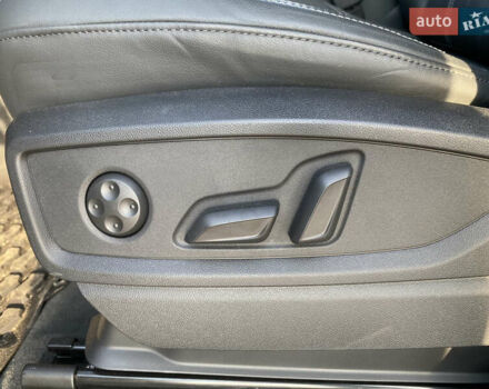 Ауди Ку 5, объемом двигателя 2 л и пробегом 24 тыс. км за 30000 $, фото 17 на Automoto.ua