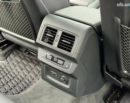 Ауди Ку 5, объемом двигателя 2 л и пробегом 8 тыс. км за 39990 $, фото 28 на Automoto.ua