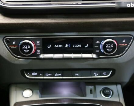 Ауди Ку 5, объемом двигателя 0 л и пробегом 6 тыс. км за 47900 $, фото 19 на Automoto.ua