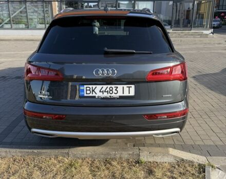 Сірий Ауді Ку 5, об'ємом двигуна 2 л та пробігом 167 тис. км за 25000 $, фото 1 на Automoto.ua