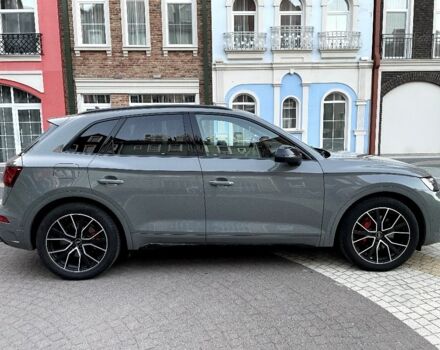 Серый Ауди Ку 5, объемом двигателя 3 л и пробегом 19 тыс. км за 36500 $, фото 3 на Automoto.ua