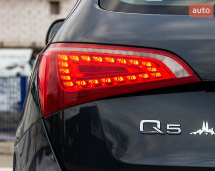 Серый Ауди Ку 5, объемом двигателя 1.98 л и пробегом 345 тыс. км за 14000 $, фото 15 на Automoto.ua