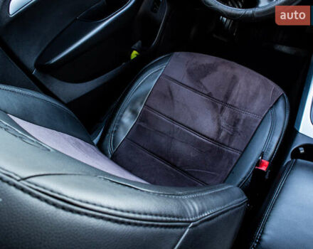 Серый Ауди Ку 5, объемом двигателя 1.98 л и пробегом 345 тыс. км за 14000 $, фото 64 на Automoto.ua