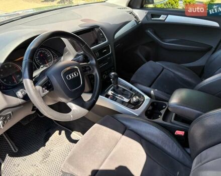 Серый Ауди Ку 5, объемом двигателя 1.98 л и пробегом 157 тыс. км за 12500 $, фото 8 на Automoto.ua