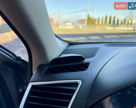 Серый Ауди Ку 5, объемом двигателя 2 л и пробегом 213 тыс. км за 9999 $, фото 37 на Automoto.ua