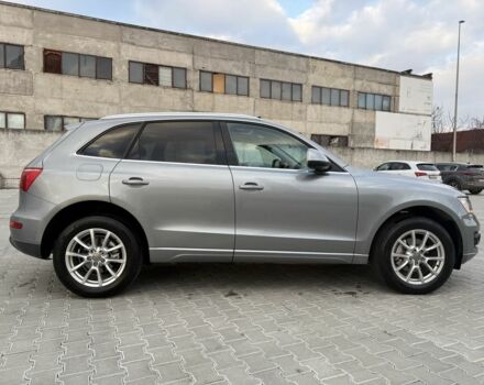 Сірий Ауді Ку 5, об'ємом двигуна 2 л та пробігом 211 тис. км за 9650 $, фото 1 на Automoto.ua