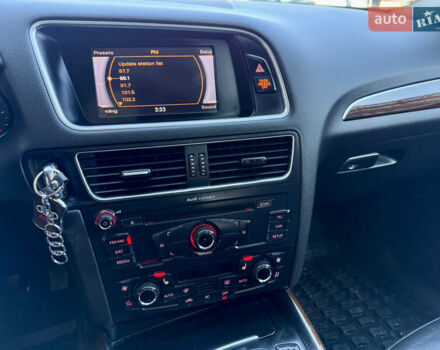 Серый Ауди Ку 5, объемом двигателя 2 л и пробегом 213 тыс. км за 9999 $, фото 34 на Automoto.ua