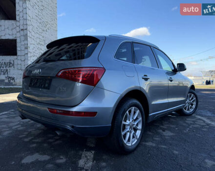 Серый Ауди Ку 5, объемом двигателя 2 л и пробегом 213 тыс. км за 9999 $, фото 4 на Automoto.ua