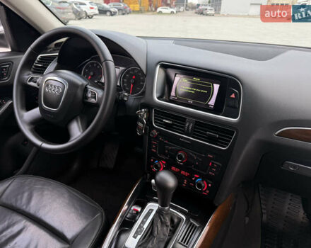Сірий Ауді Ку 5, об'ємом двигуна 2 л та пробігом 211 тис. км за 9650 $, фото 49 на Automoto.ua