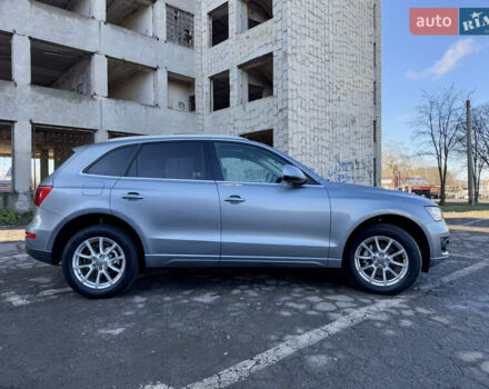 Серый Ауди Ку 5, объемом двигателя 2 л и пробегом 213 тыс. км за 9999 $, фото 5 на Automoto.ua