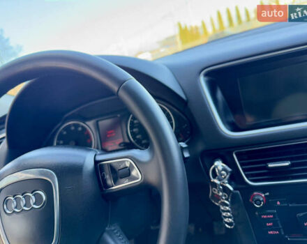 Серый Ауди Ку 5, объемом двигателя 2 л и пробегом 213 тыс. км за 9999 $, фото 39 на Automoto.ua