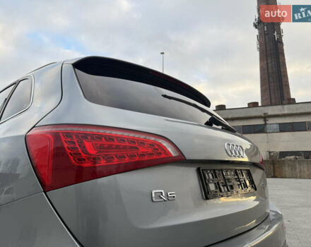 Сірий Ауді Ку 5, об'ємом двигуна 2 л та пробігом 211 тис. км за 9650 $, фото 20 на Automoto.ua