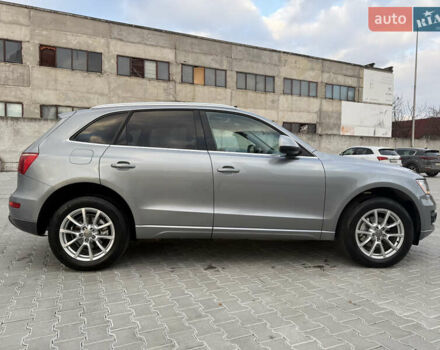 Сірий Ауді Ку 5, об'ємом двигуна 2 л та пробігом 211 тис. км за 9650 $, фото 1 на Automoto.ua